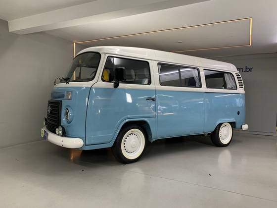 VOLKSWAGEN KOMBI 1.4 MI STD LOTAÇÃO 8V FLEX 3P MANUAL